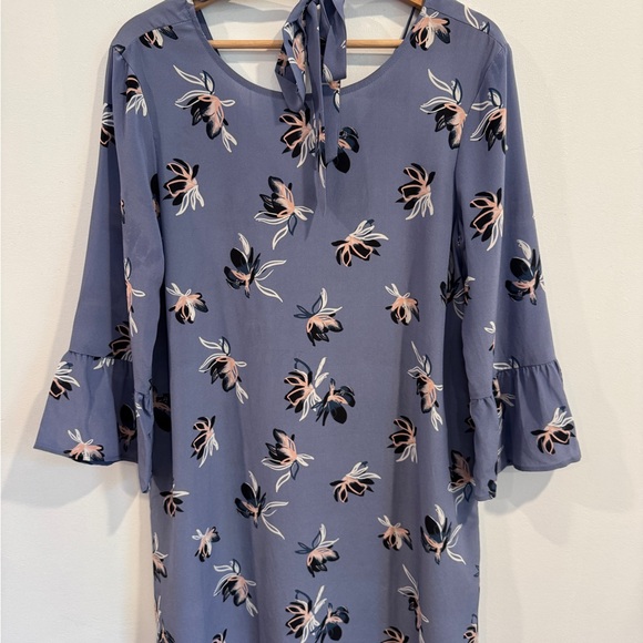 Floral Blue dress in silk by Amour Vert - Picture 4 of 7